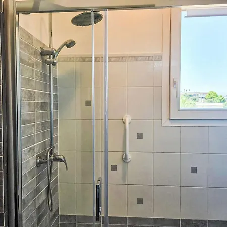La Chaumiere By Interhome Appartement Cannes